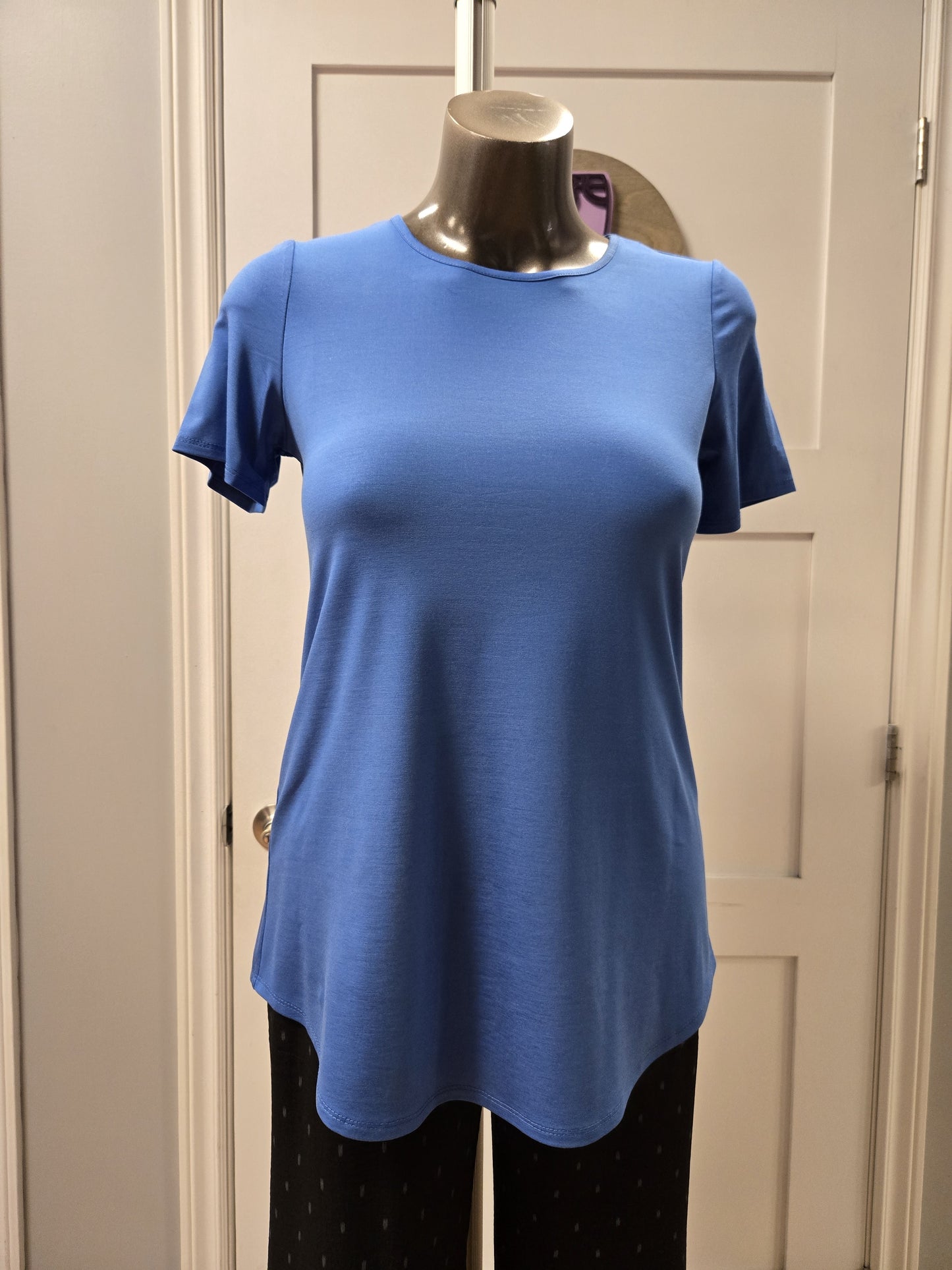 Round Neck Short Sleeve Blue Tee