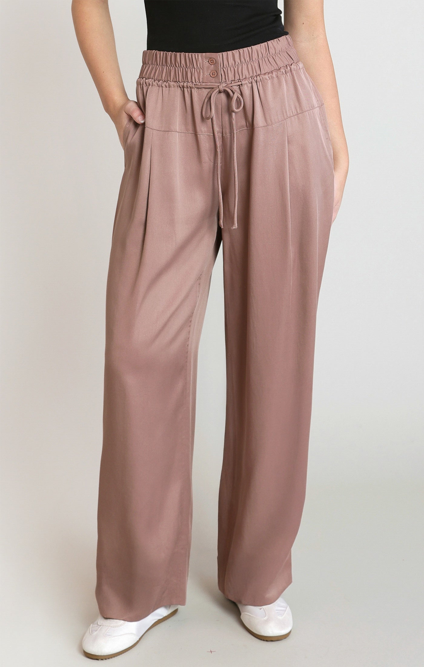 Oversized Pull On Pant