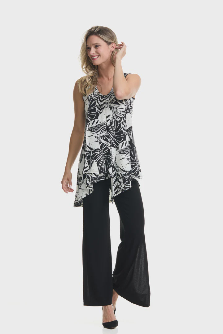 Blk/Wht Sleeveless Top