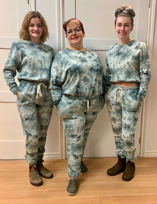 Think "comfort wear" has to look..... frowsy?  Think again!