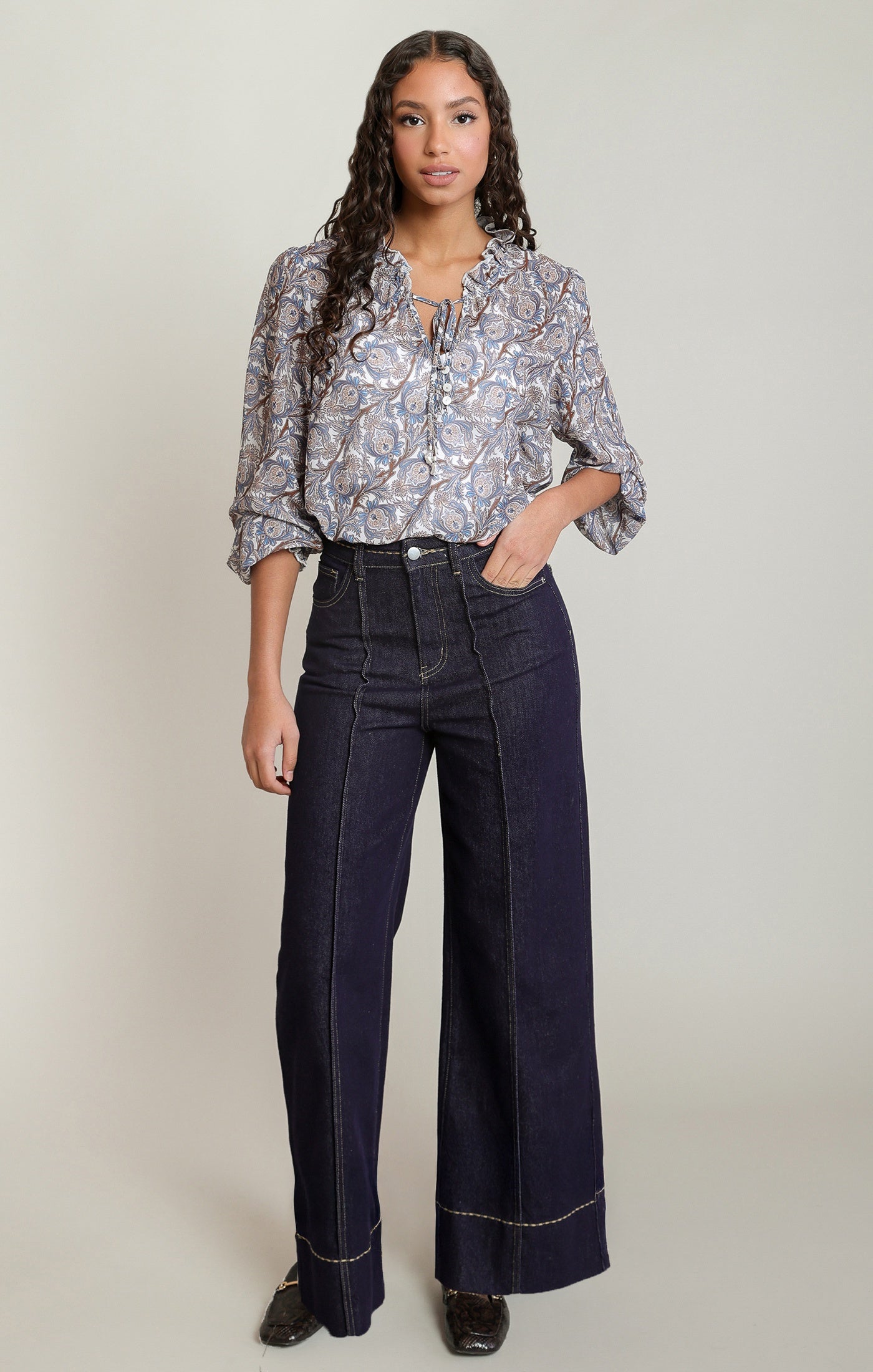 Balloon Sleeved Blouse