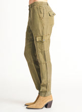 Load image into Gallery viewer, TENCEL STRAIGHT LEG CARGO PANT by Dex (available in plus sizes)
