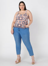 Load image into Gallery viewer, HIGH RISE STRAIGHT LEG JEAN by Dex (available in plus sizes)
