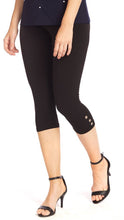 Load image into Gallery viewer, Crop Legging (available in plus sizes)
